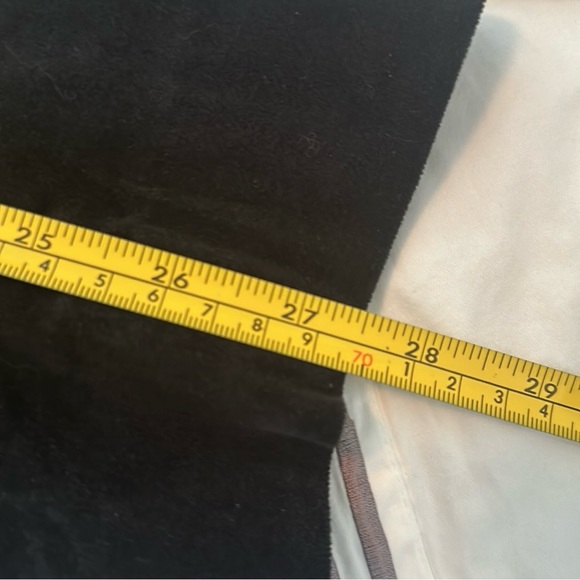 🪅Banana Republic Sloan Velvet Slim Ankle Pant. Black. Size 4. - Picture 14 of 16